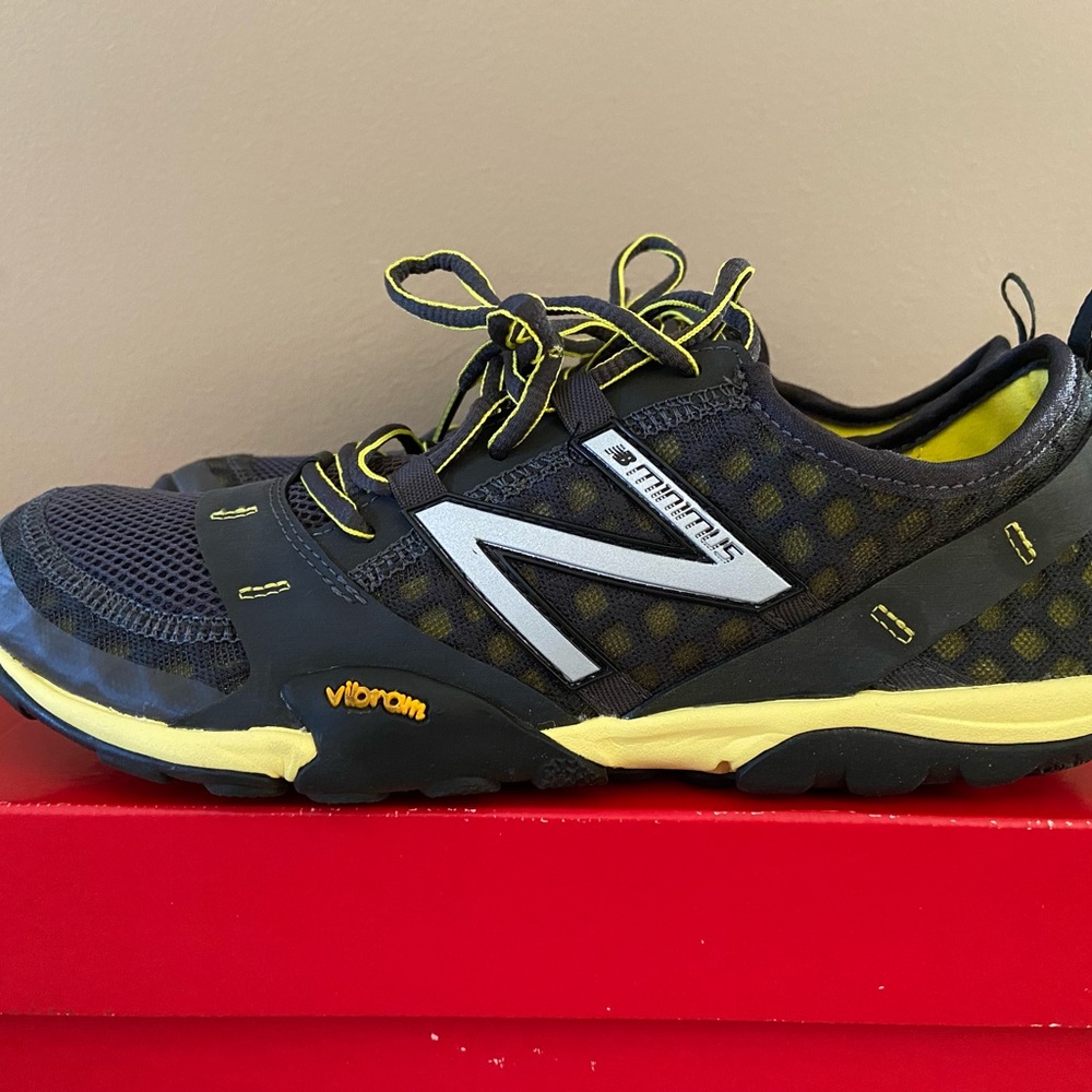 Men’s New Balance Minimus MT10GG Size 10